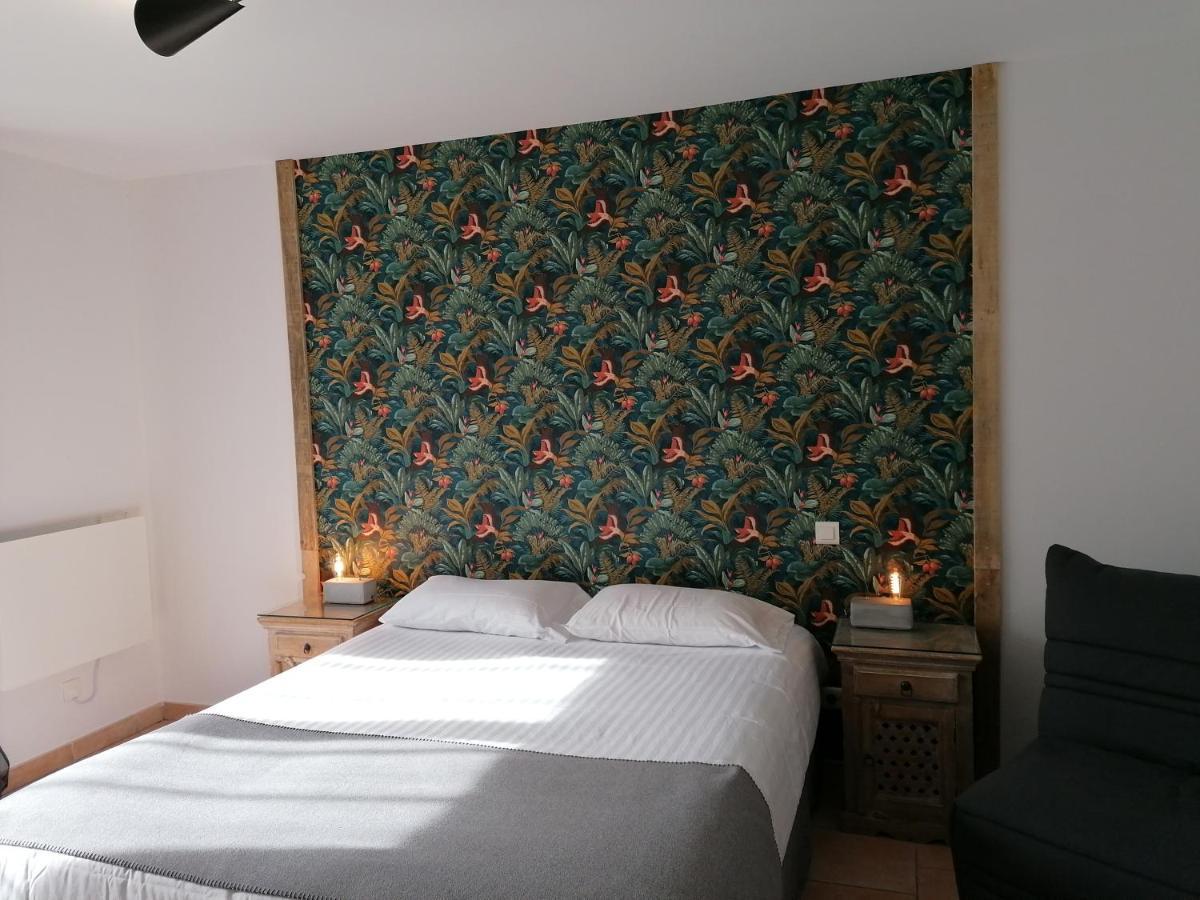 Hotel Le Relais Du Touron Carsac-Aillac Экстерьер фото